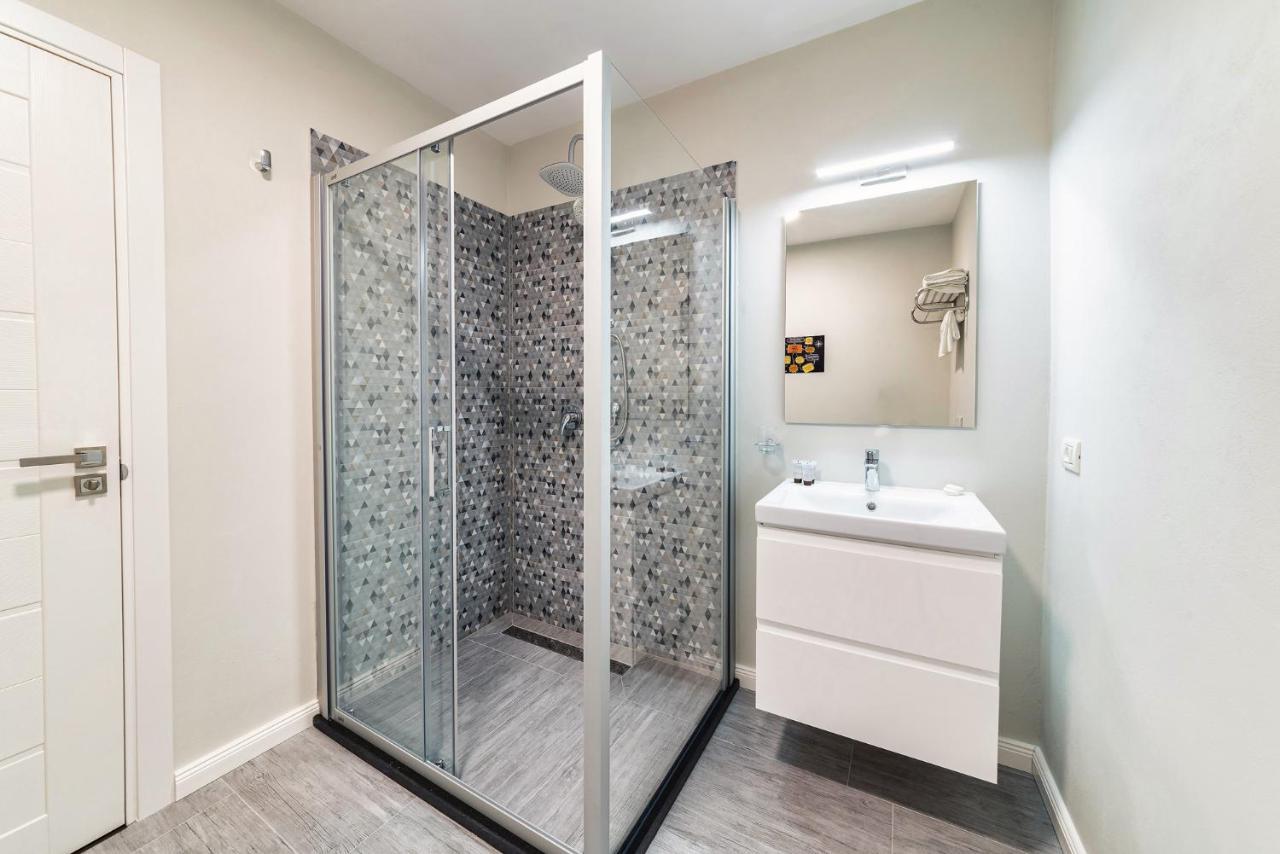 Saga Rooms Victoria  Bagian luar foto