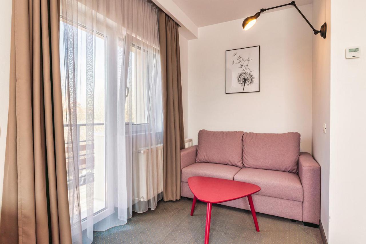 Saga Rooms Victoria  Bagian luar foto