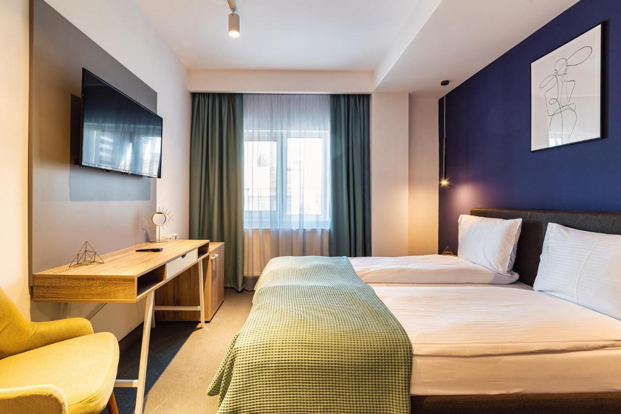 Saga Rooms Victoria  Bagian luar foto