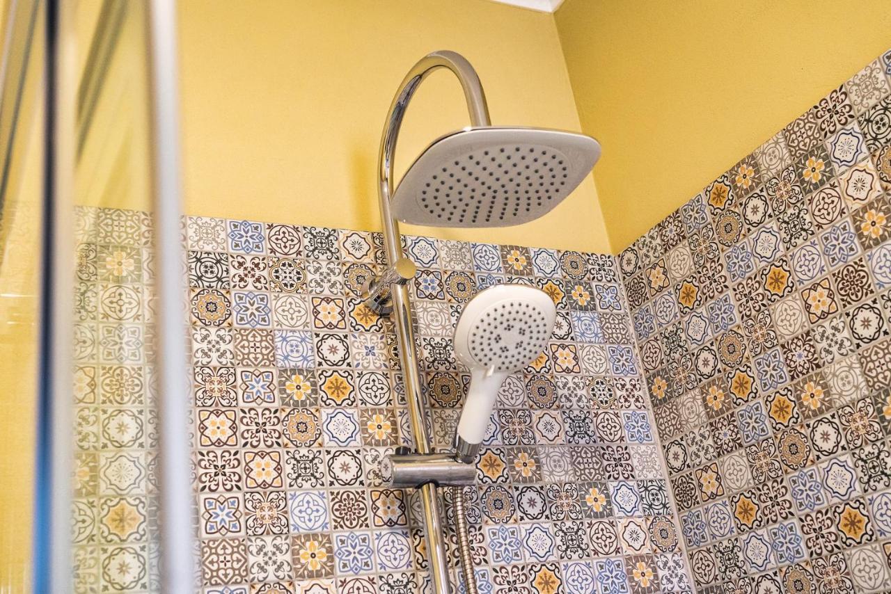 Saga Rooms Victoria  Bagian luar foto